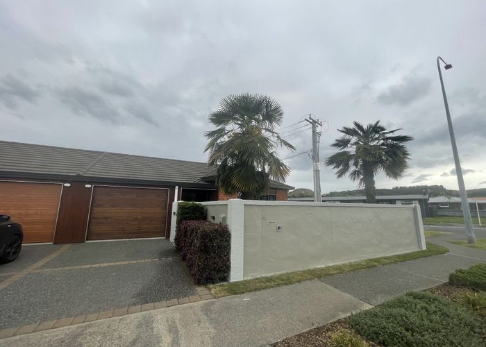  at 74 Avenue Road, Taradale, Napier, Hawke's Bay