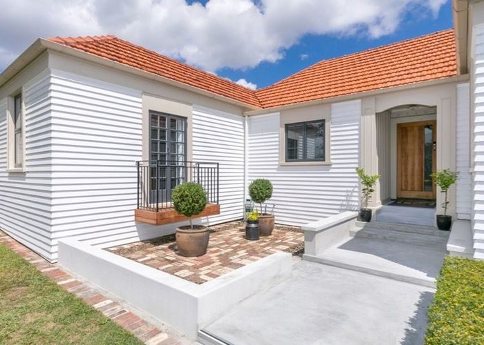  at 5 Casey Avenue, Fairfield, Hamilton