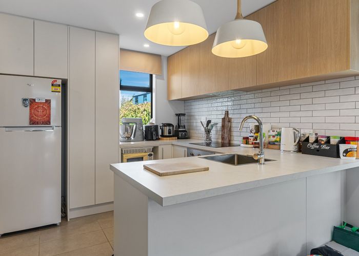  at 1/10 New Brighton Road, Shirley, Christchurch City, Canterbury