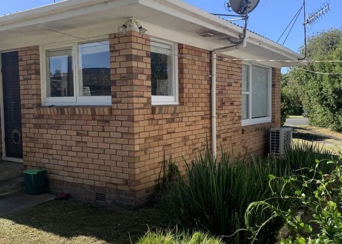  at 1/32 Evelyn Pl, Hillcrest, North Shore City, Auckland