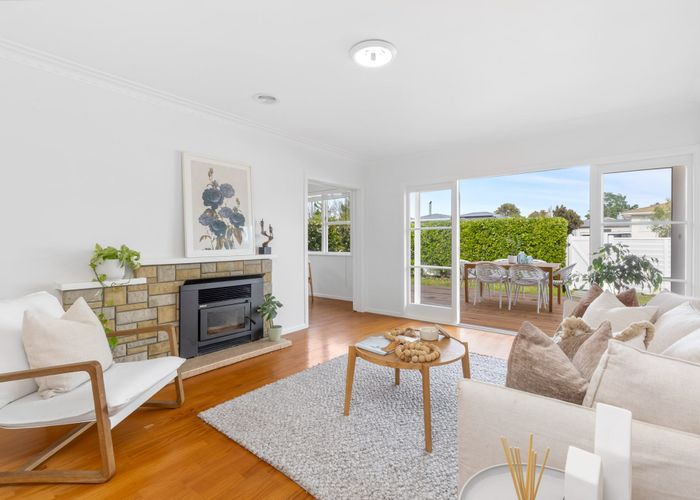  at 5 Maybelle Place, Kelston, Waitakere City, Auckland