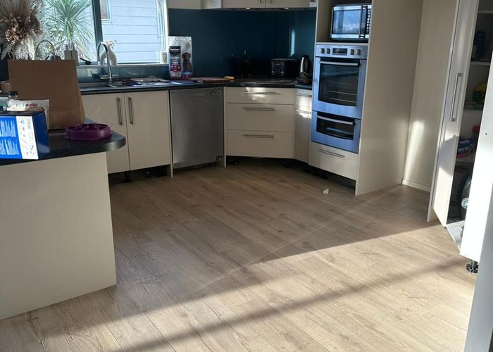  at 2/840 Whangaparoa Road, Manly, Rodney, Auckland