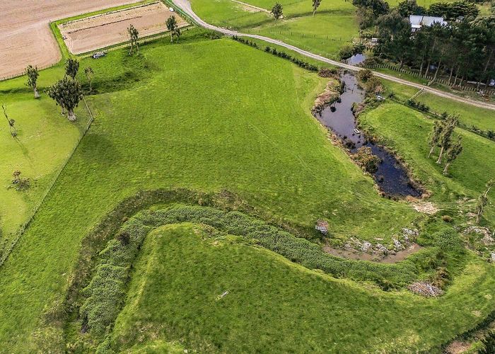  at 1320 Coast road, Wainuiomata coast, Lower Hutt