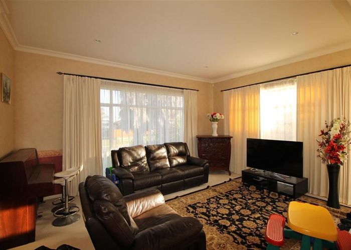  at 16 Dairyland Drive, East Tamaki Heights, Auckland