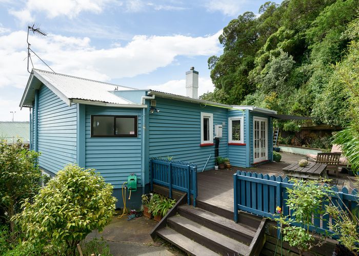  at 22 Athens Street, Miramar, Wellington