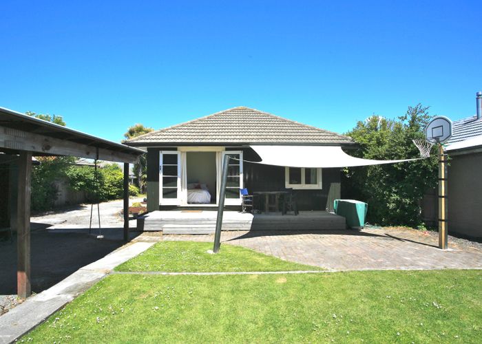  at 33 Evesham Crescent, Spreydon, Christchurch