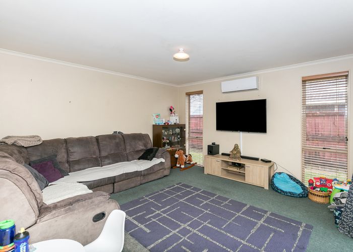  at 18 Gardenia Close, Melville, Hamilton