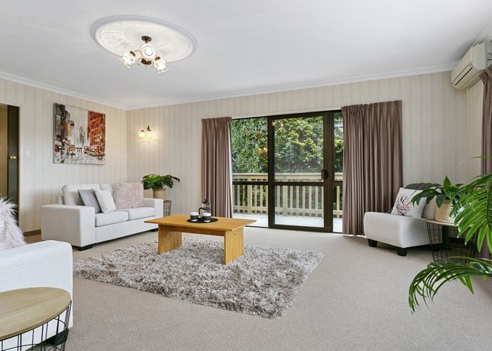  at 3 Drayton Place, Leamington, Cambridge