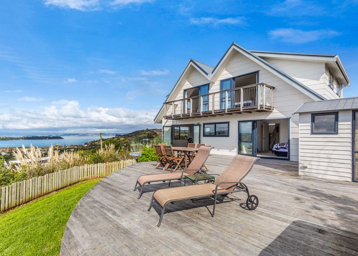  at 17 Tiri Road, Oneroa, Waiheke Island