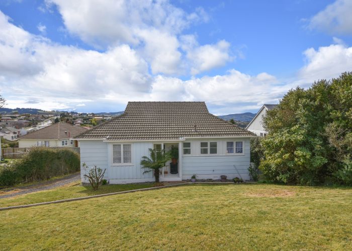  at 9 Crammond Avenue, Corstorphine, Dunedin