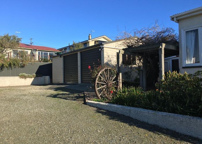  at 21 Park View Terrace, Maori Hill, Timaru