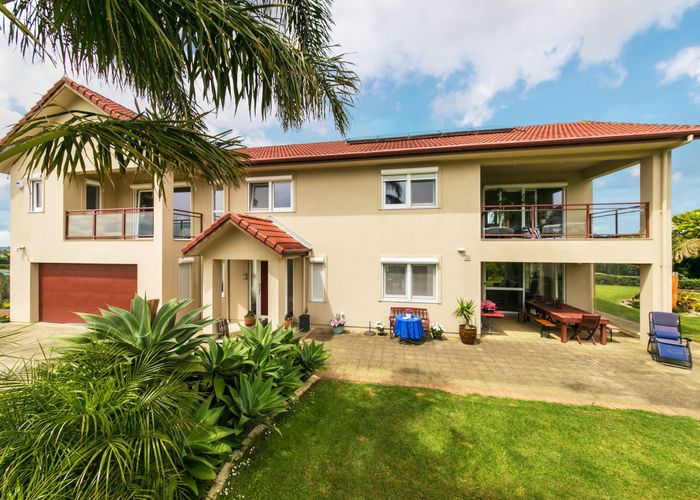  at 32 Red Hills Road, Massey, Auckland