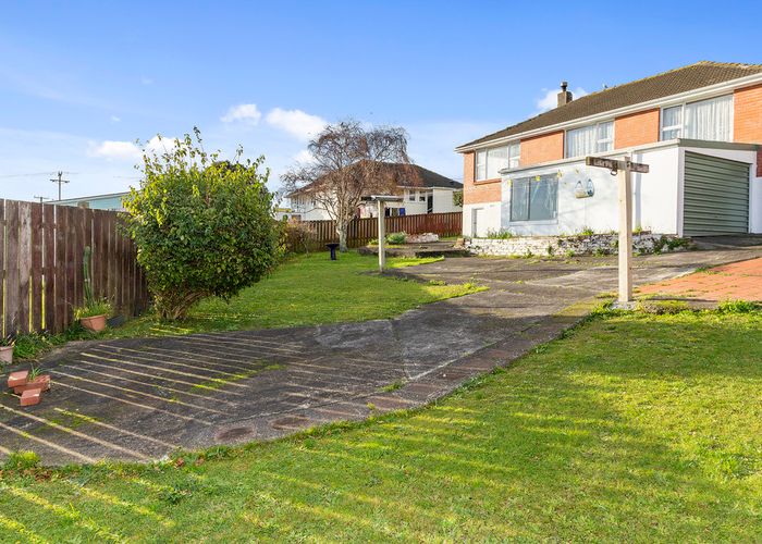  at 15 Fantame Street, Cannons Creek, Porirua