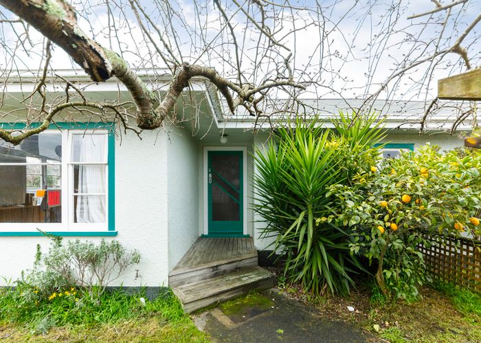  at 8 St Albans Avenue, Hokowhitu, Palmerston North
