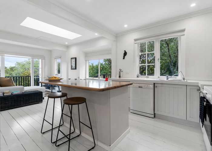  at 4 Matapana Road, Palm Beach, Waiheke Island