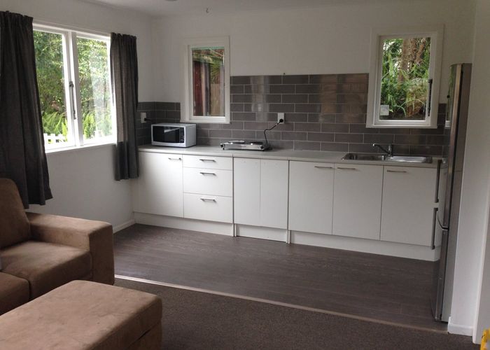  at 9 Stottholm Road, Titirangi, Auckland