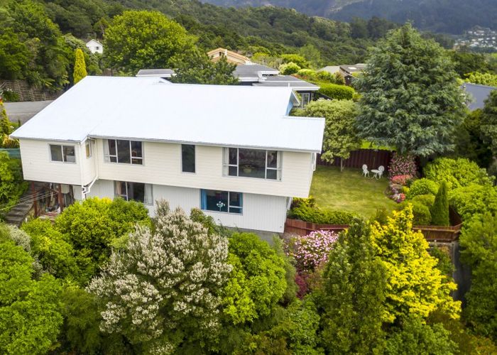  at 11 Arundel Grove, Silverstream, Upper Hutt