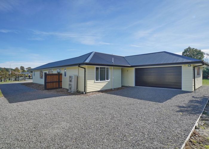  at 2/15 Thornton Close, Leithfield, Amberley