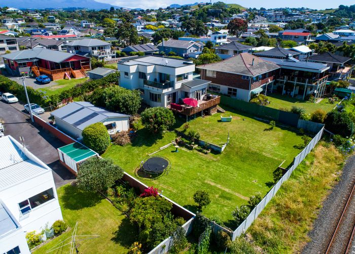 Free property data for 10A Whiteley Street, Moturoa, New Plymouth
