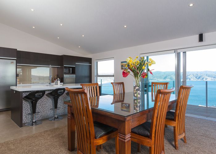  at 19 Bennett Grove, Newlands, Wellington