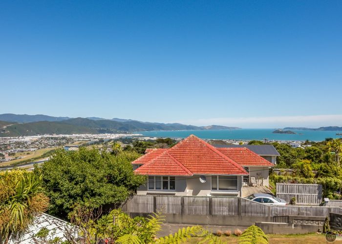  at 1/41 Pekanga Road, Normandale, Lower Hutt