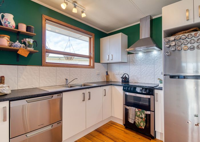  at 11 Birkenhead Crescent, Flaxmere, Hastings