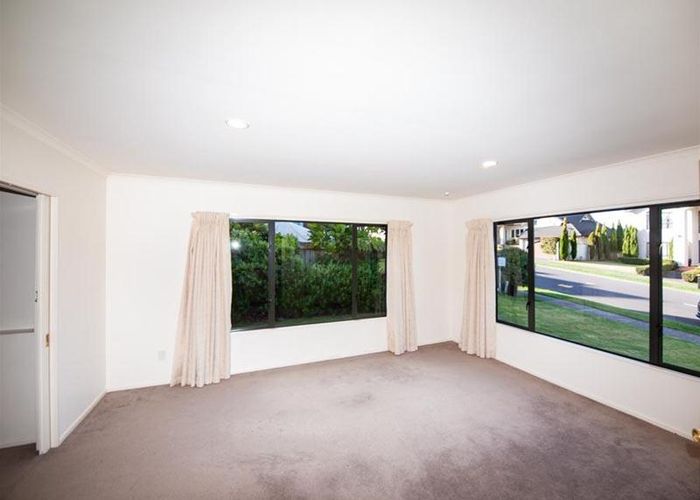  at 39 Waverton Terrace, Churton Park, Wellington