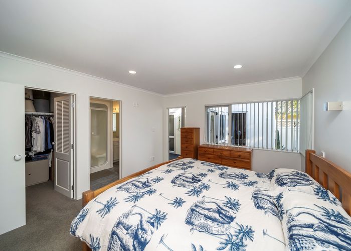 at 12 Shelter Grove, Frankleigh Park, New Plymouth