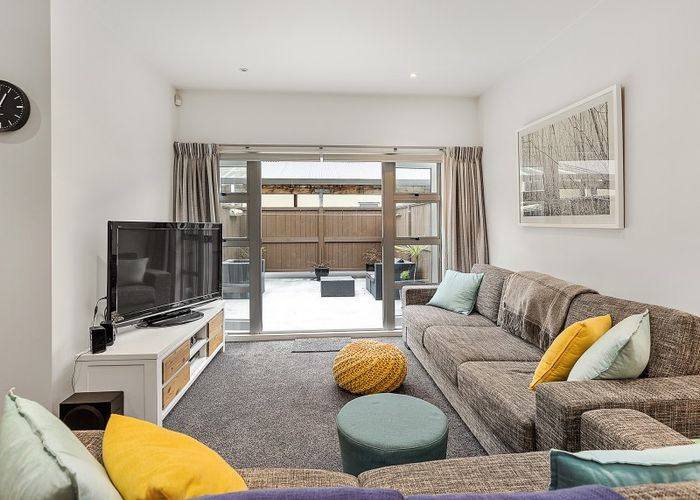  at 9/77 Tory Street, Te Aro, Wellington