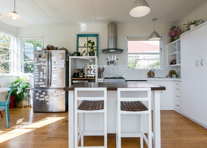  at 261 Havelock Road, Akina, Hastings