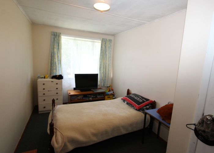  at 34 Hampshire Street, Cannons Creek, Porirua