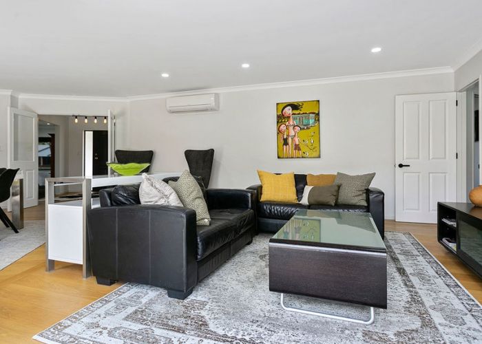  at 65 Cowley Drive, Leamington, Cambridge