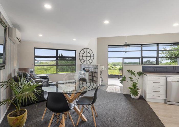  at 32 Oakland LANE, Shannon, Shannon