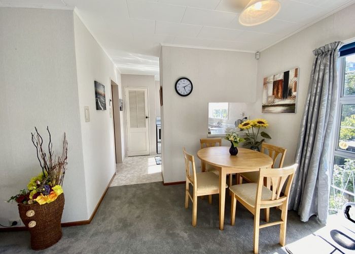  at 12A Bell Street, Tawa, Wellington