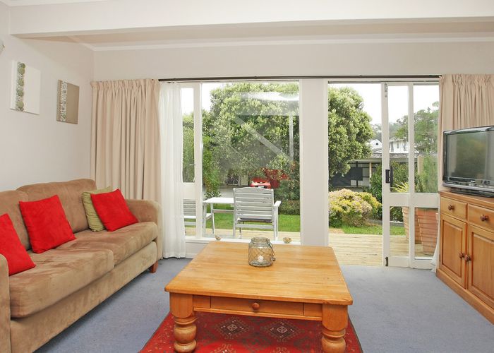  at 9/50 Darlington Road, Miramar, Wellington