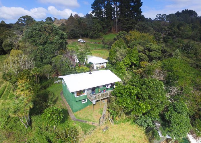  at 166 Wairere Road, Waitākere, Auckland