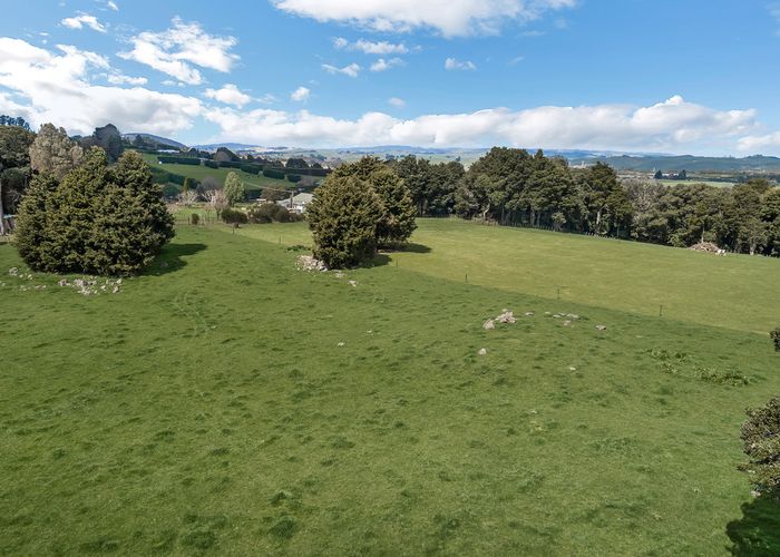  at 1027 State Highway 14, MAUNGATAPERE