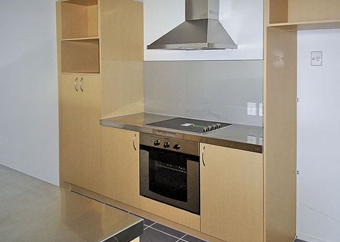  at 2B/20 Charlotte Street, Eden Terrace, Auckland