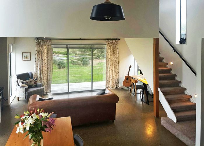  at 973 Thorpe-Orinoco Road, Thorpe