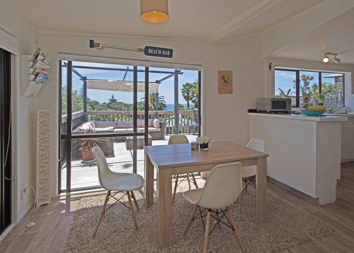  at 10 Bay Road, Ostend, Waiheke Island