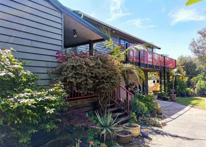  at 6 Bill Nolan Place, MAHIA, NUHAKA