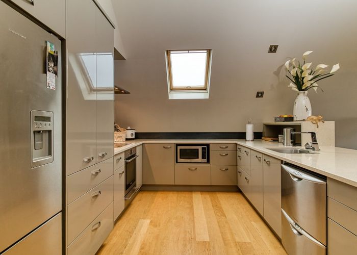  at 23 Meeanee Quay, Westshore, Napier