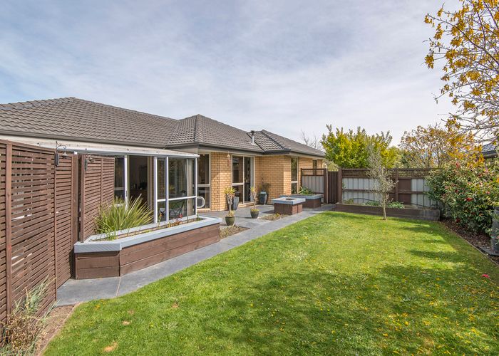  at 52 Rothesay Road, Parklands, Christchurch