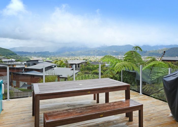  at 21 Cosgrove Rise, Riverstone Terraces, Upper Hutt