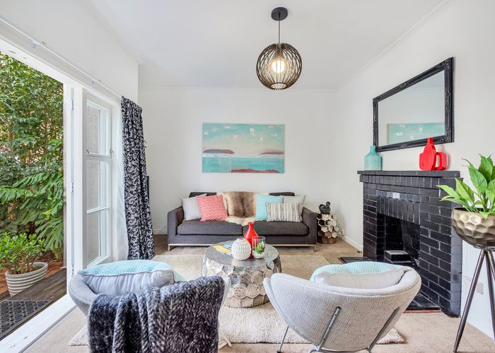  at 4/230 Manukau Road, Epsom, Auckland