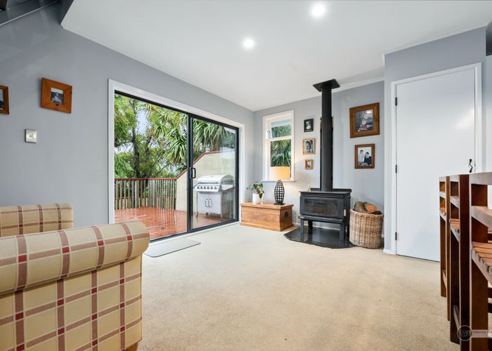  at 8 Foster Crescent, Belmont, Lower Hutt