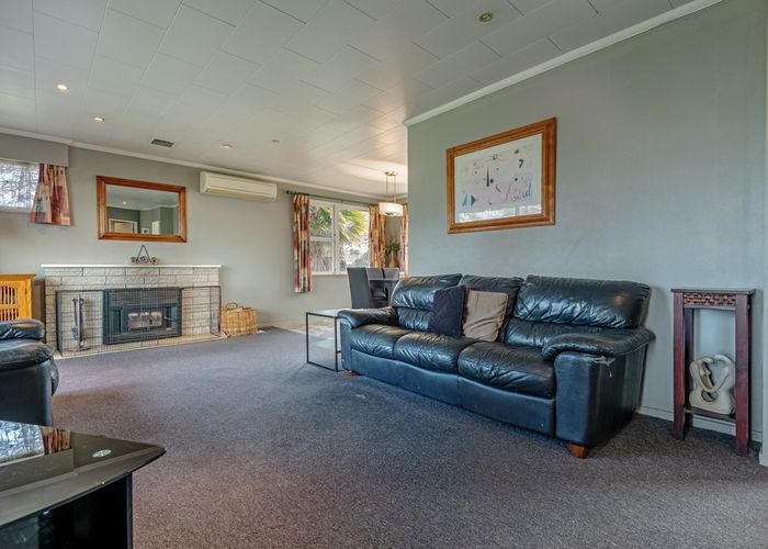  at 22 Rhodes Drive, Kelvin Grove, Palmerston North