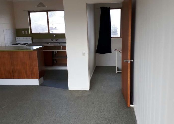  at 4/75 Wintere Road, Papatoetoe, Auckland