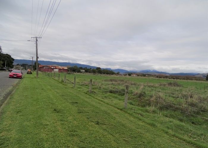  at 23 Kiharoa Street, Otaki Beach, Otaki