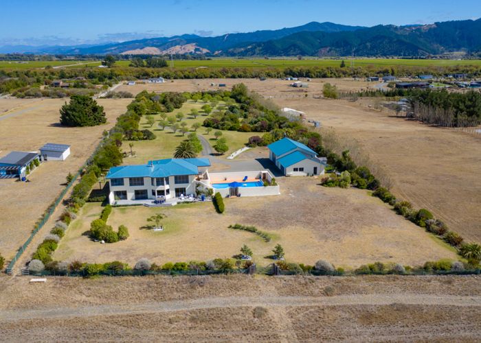  at 28 Hinepango Drive, Rarangi